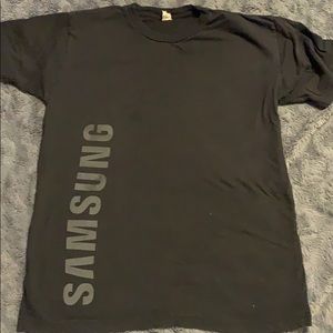 Samsung black tee